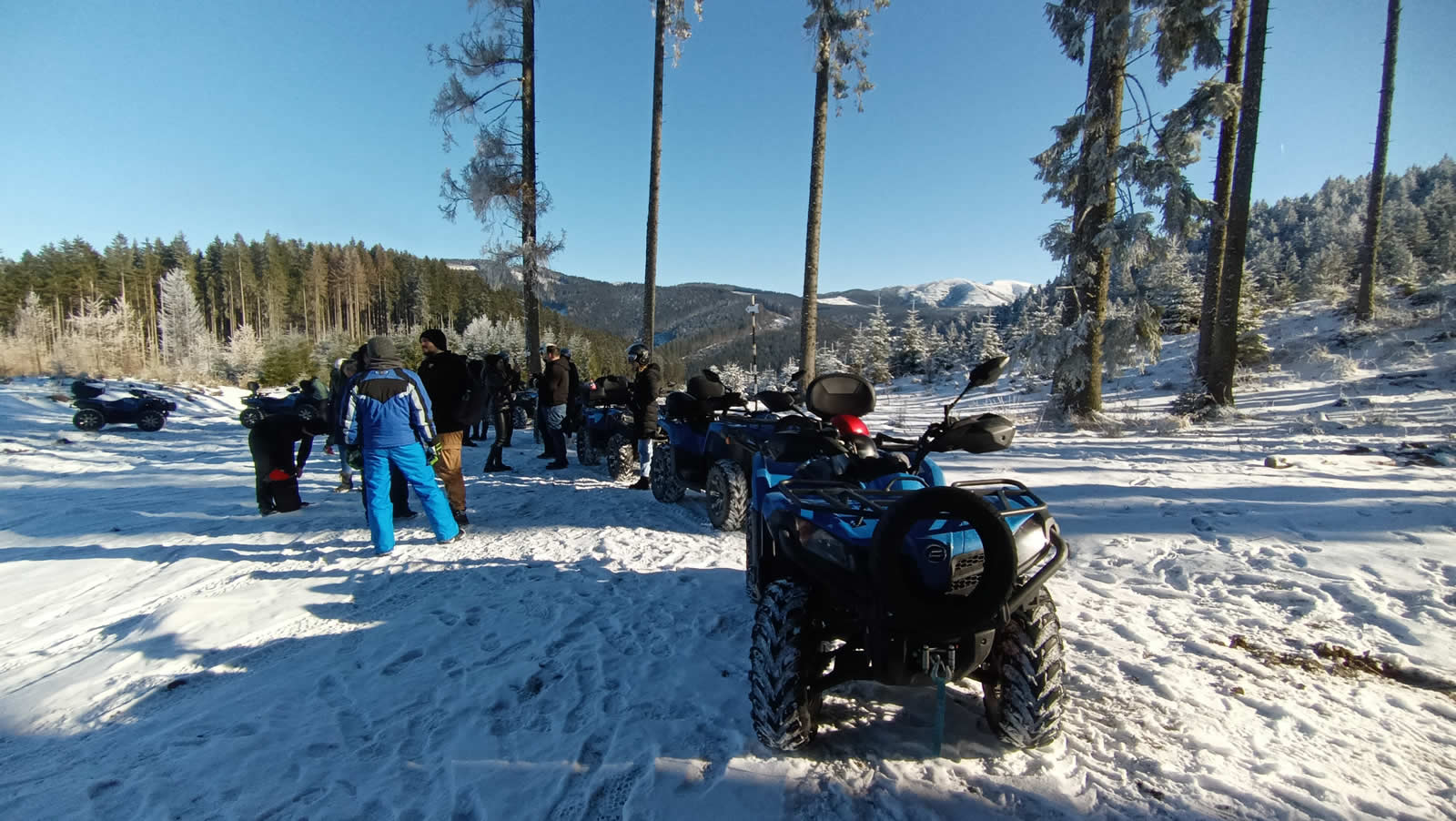 ATV off-road în pădure - Aventură în natură
